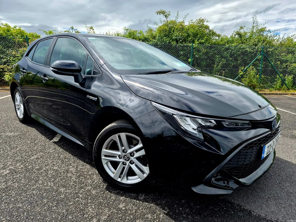 2022 TOYOTA COROLLA LUNA HYBRID - Image 1