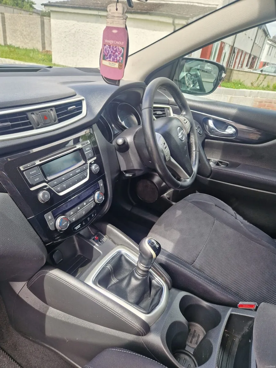 Nissan Qashqai 2015 - Image 3