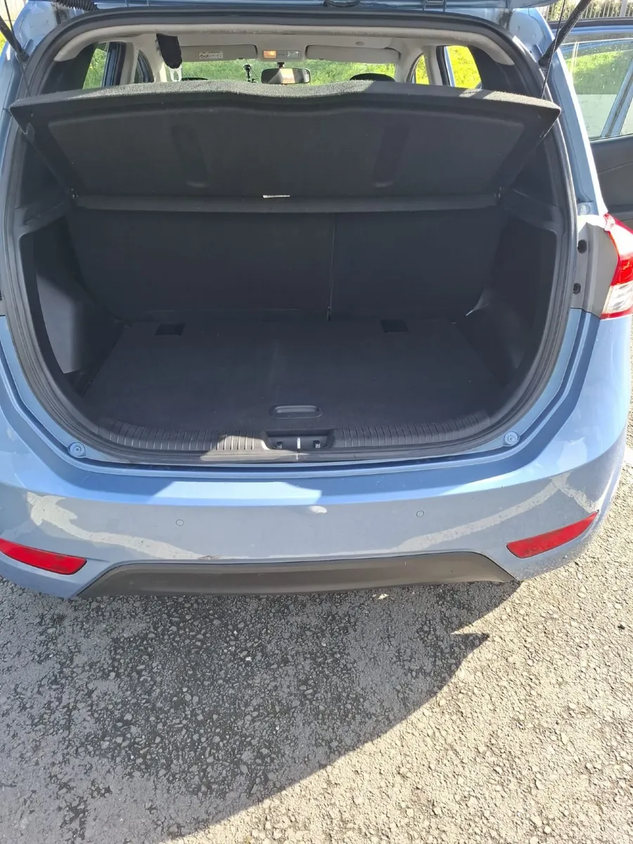 Hyundai ix20 2015 - Image 4