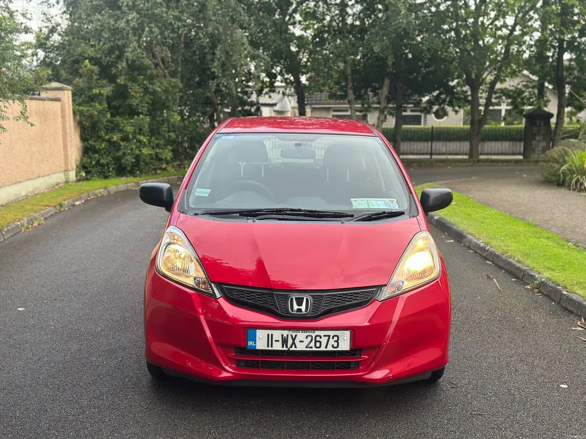 2011 Honda jazz 1.2 petrol nct 11/26 tax 10/26 - Image 2
