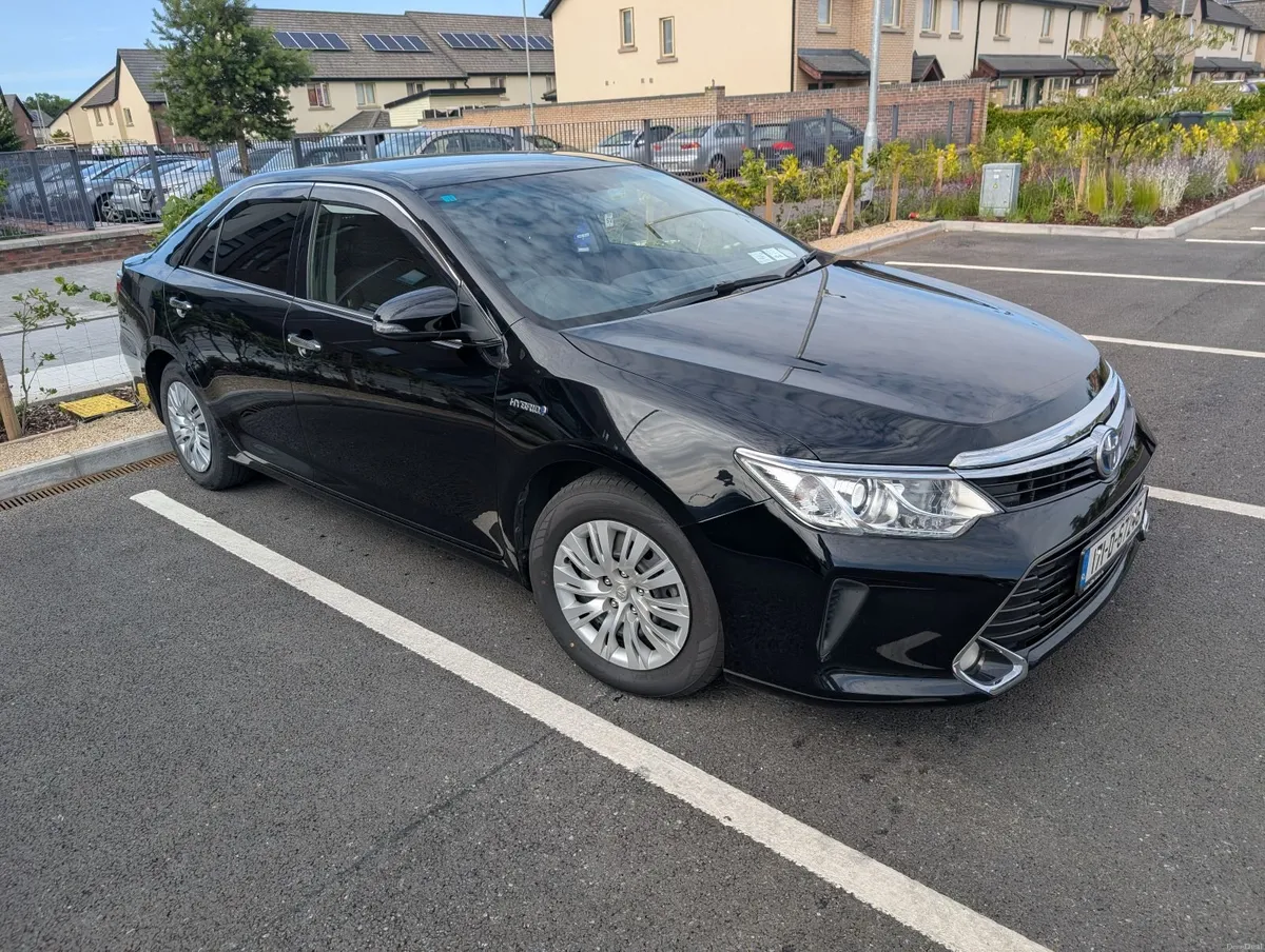 Toyota Camry 2017 - Image 3