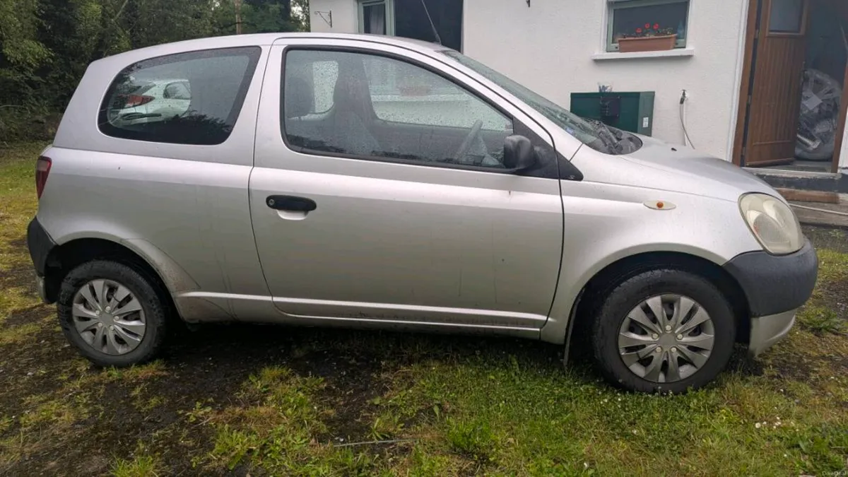 Toyota Yaris - Image 1