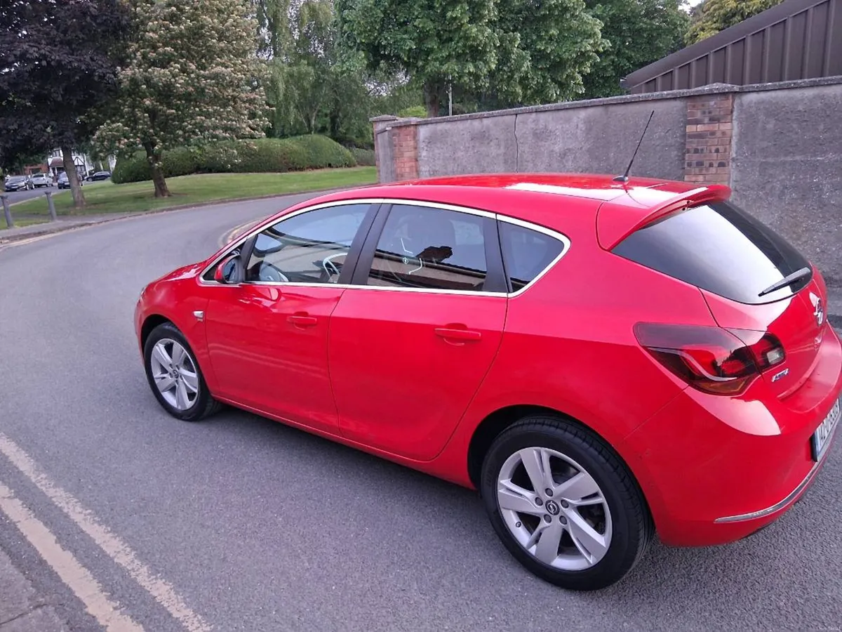 Opel Astra 2014 Diesel 1.7. NCT 1/27. €4,250 - Image 2