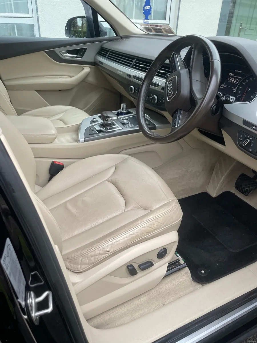 Audi Q7 - Image 4