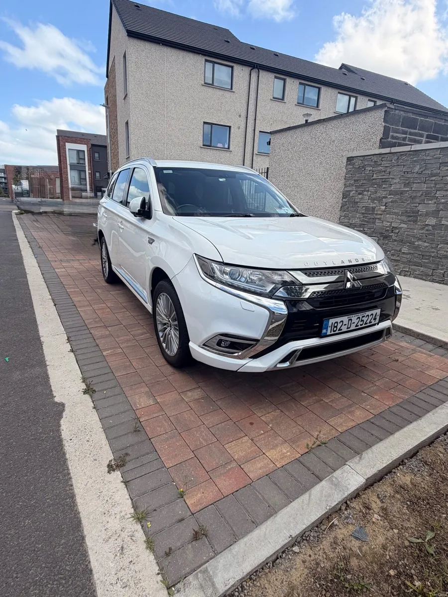 Mitsubishi outlander phev 2018 - Image 2