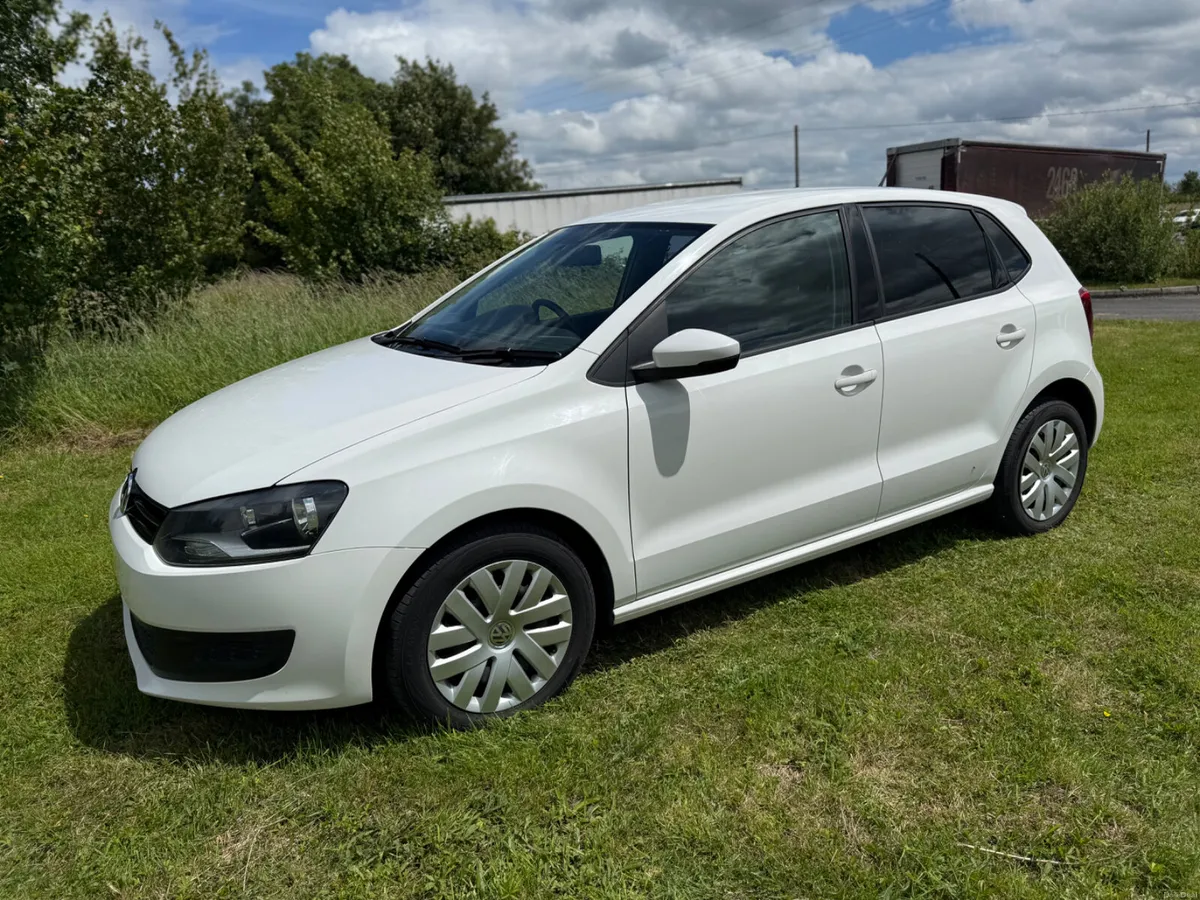VW POLO 2013 1.2L Automatic Very Low Mileage - Image 3