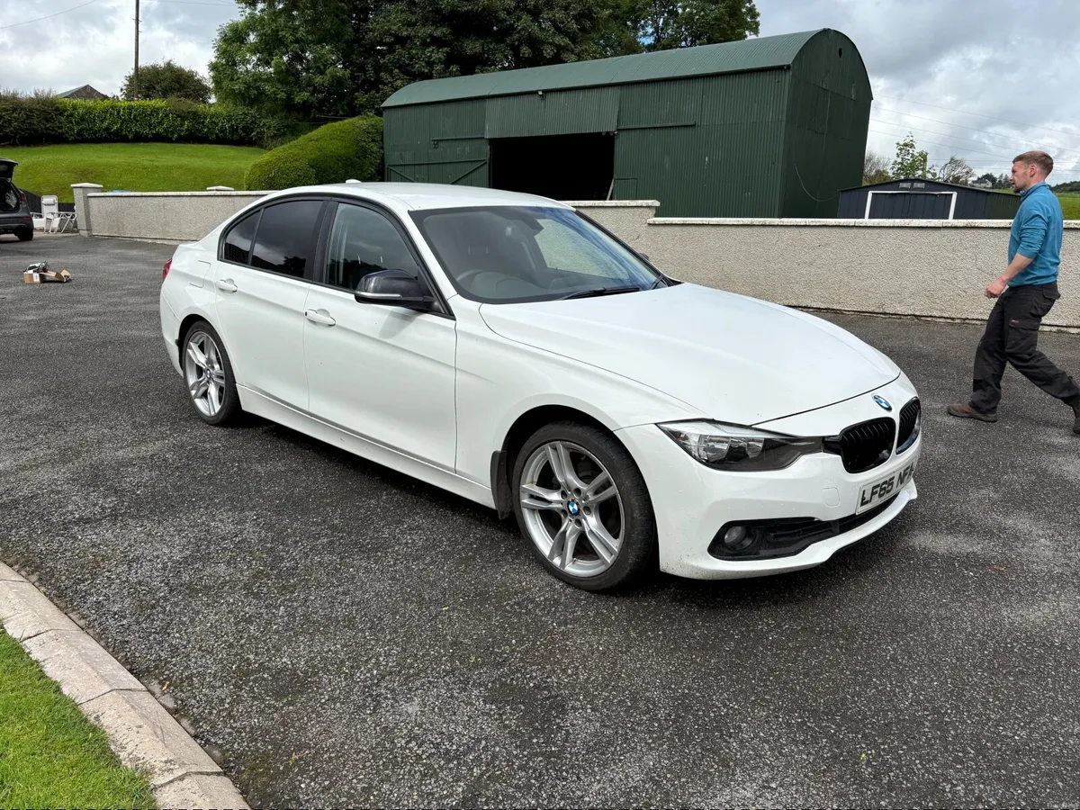 BMW 3-Series 2015 - Image 4