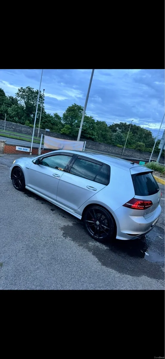 2016 Dsg vw golf r - Image 4