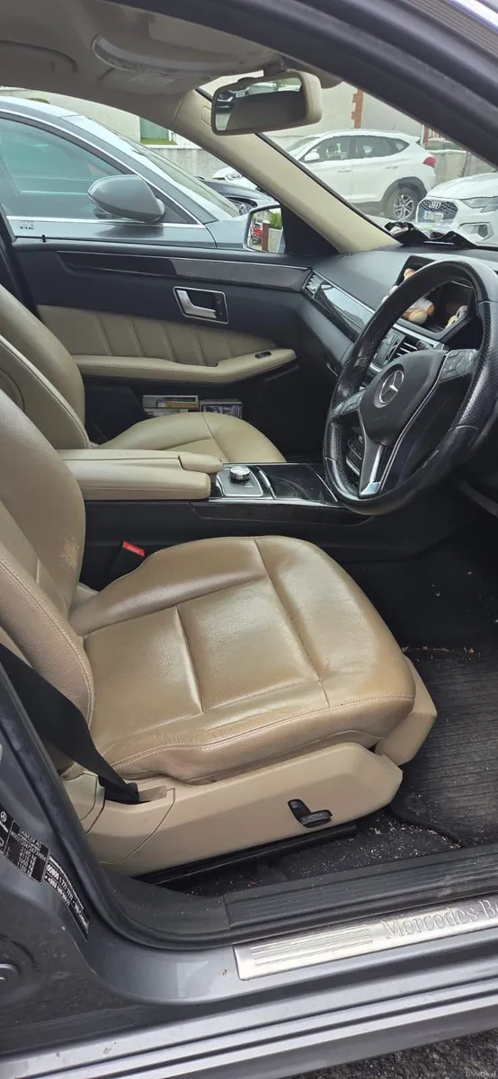 Mercedes-Benz E-Class 2013 - Image 3