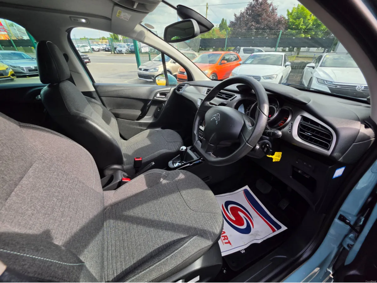 Citroen C3 1.2  - MOON ROOF  - AUTOMATIC - - SIMI - Image 5