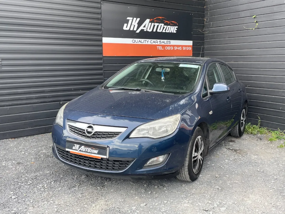 Opel Astra S 1.4 I 100PS 5DR - Image 3