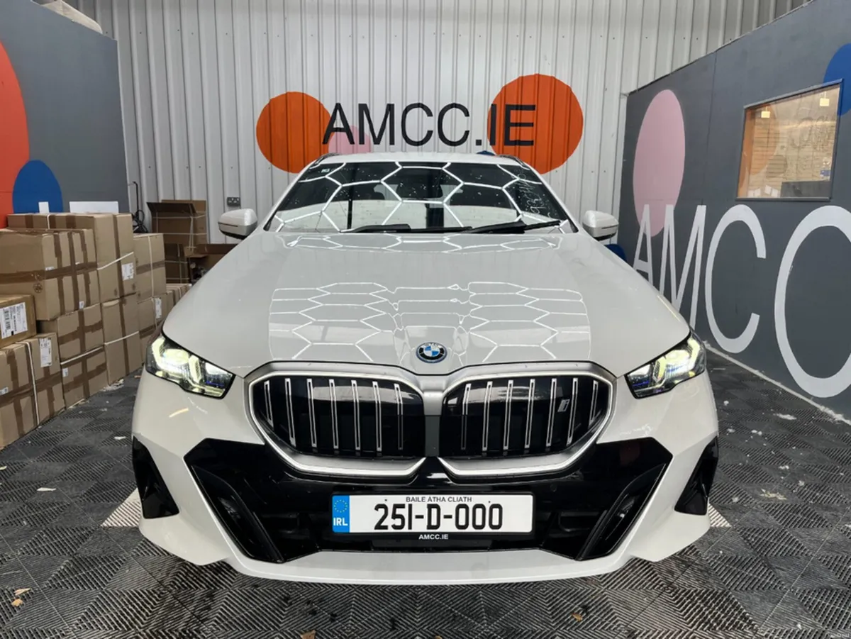 BMW i5 2025 BMW I5 EDRIVE40 TOURING AUTOMATIC / CR - Image 6