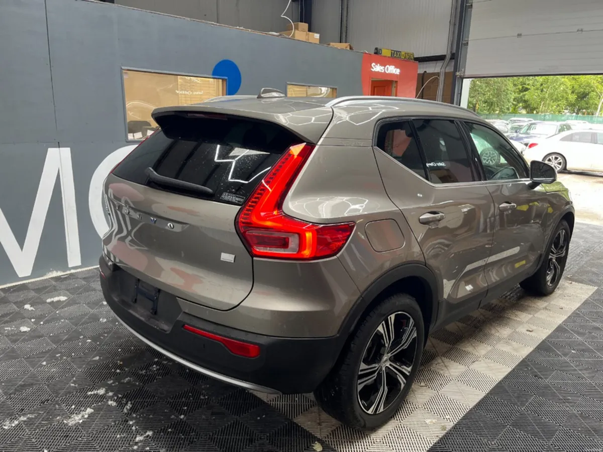 Volvo XC40 2021 VOLVO XC40 T5 1.5 AUTOMATIC / CRUI - Image 2