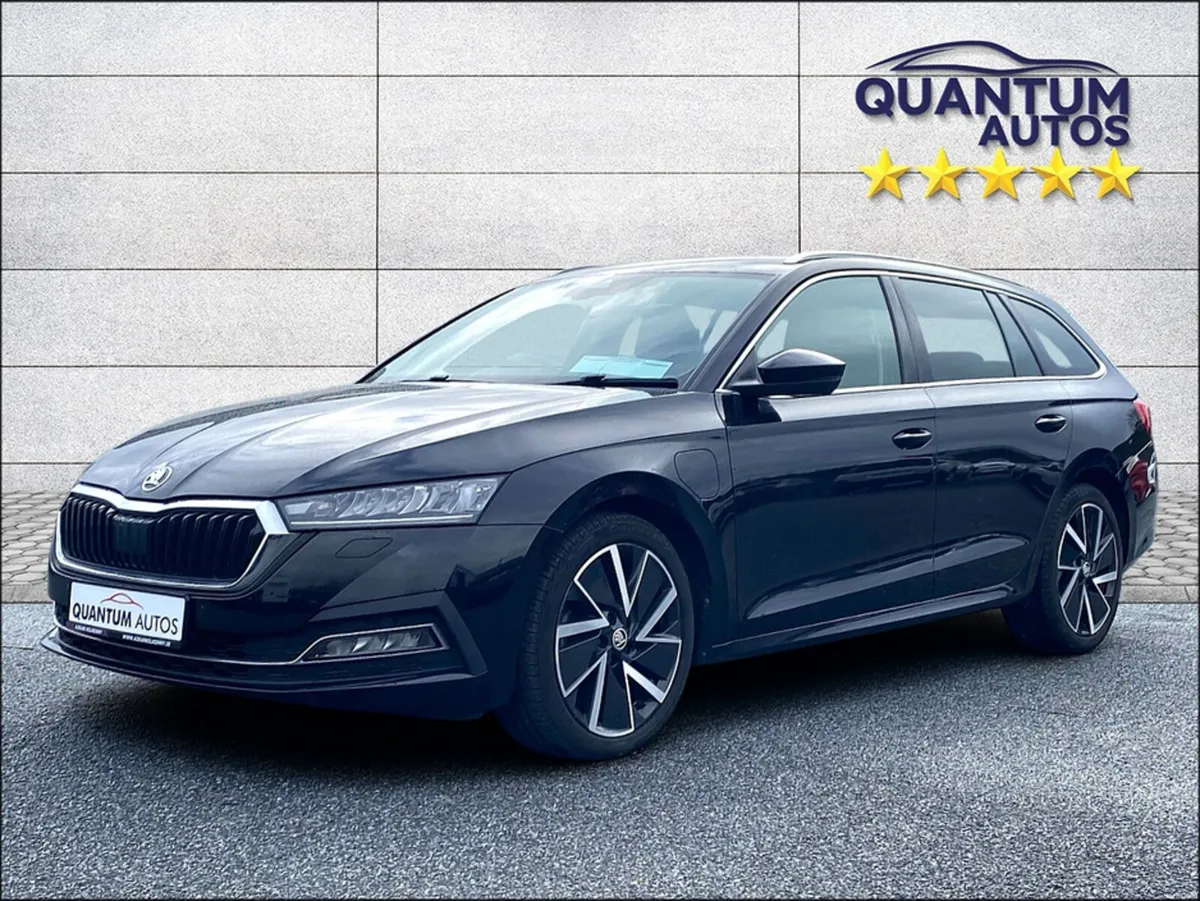 Skoda Octavia 2021 STYLE PETROL PLUG IN HYBRID 201 - Image 3