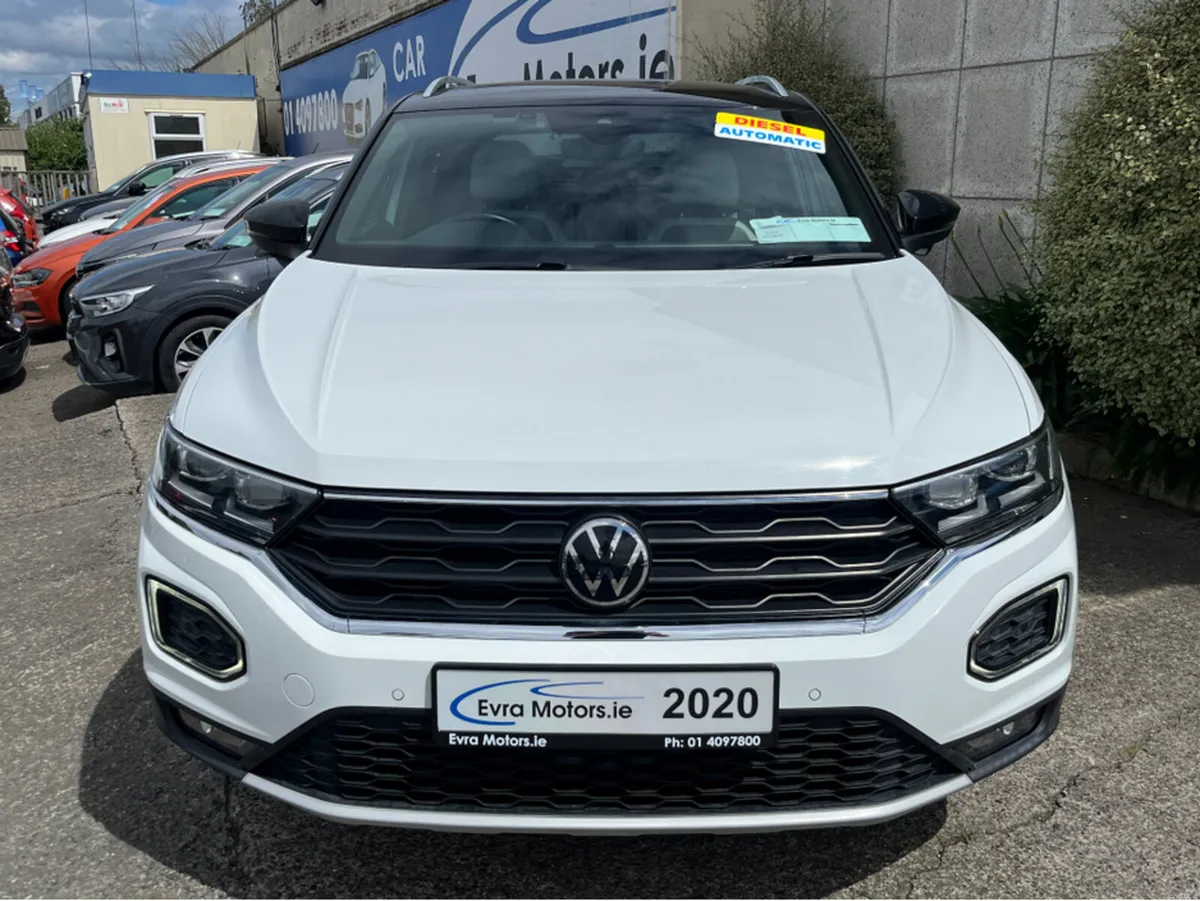 Volkswagen T-Roc SPORT AUTOMATIC 2.0 DIESEL //HIGH - Image 2