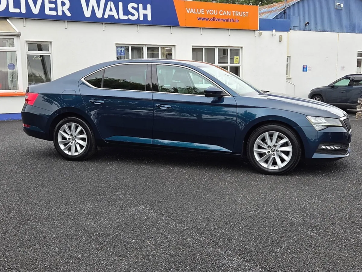 Skoda Superb 1.6 TDI SE TECH 120PS 5 - Image 3