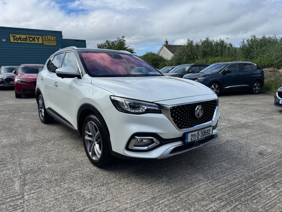 MG HS HSE PHEV - EXCLUSIVE 5DR AUTO - Image 2