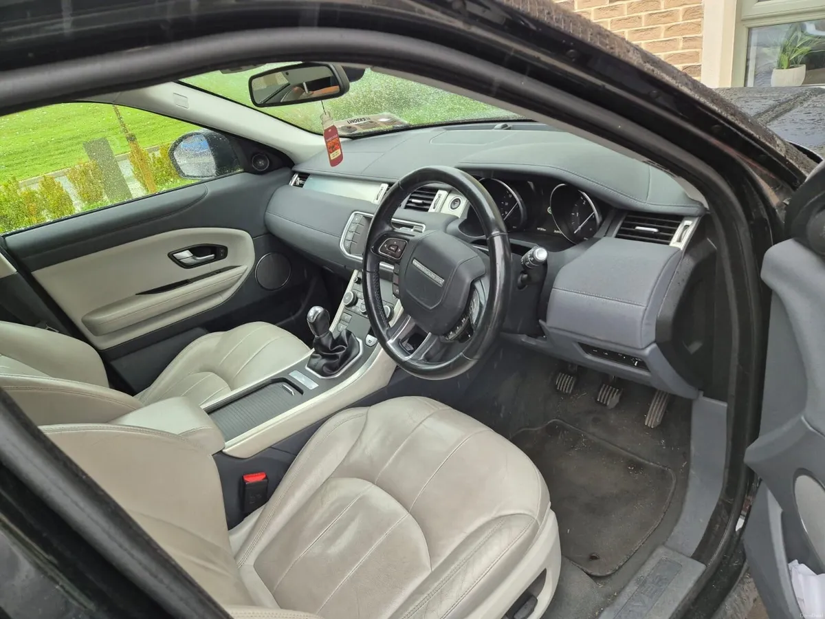 2017 Range Rover Evoque SE 2.0D - Image 6