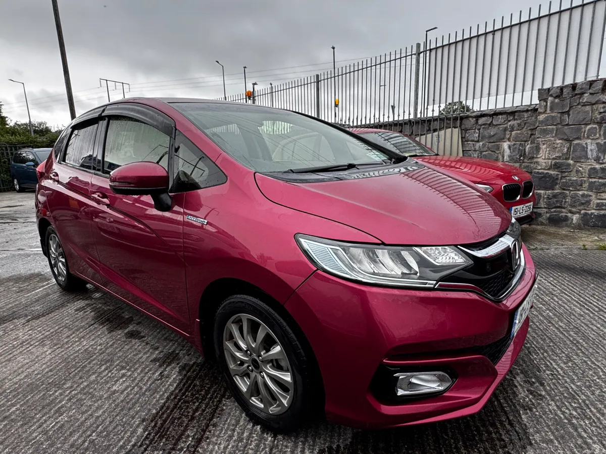 **Honda Fit 2018 Hybrid – High Specification Model - Image 4