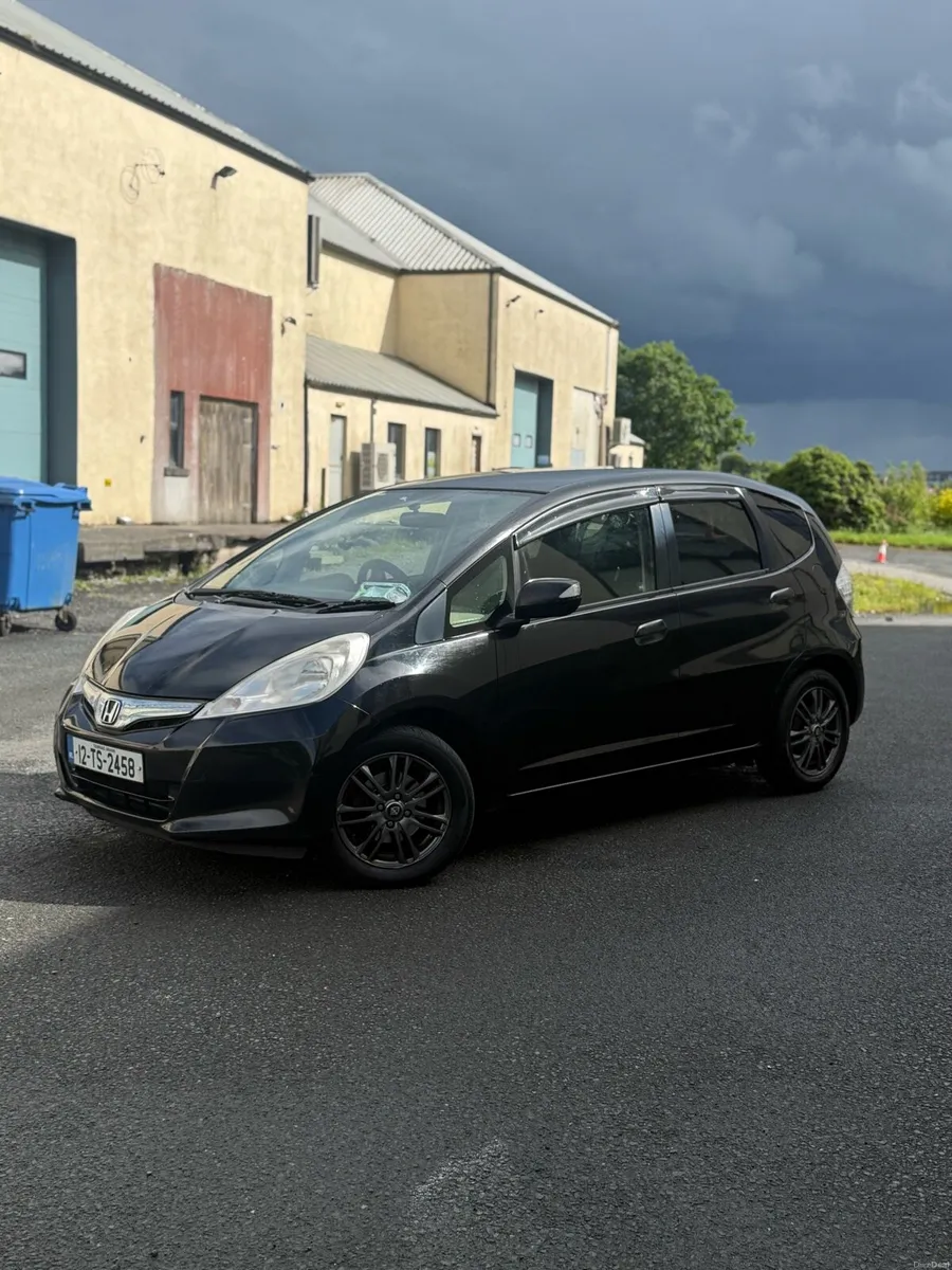 Honda fit 2012 - Image 1