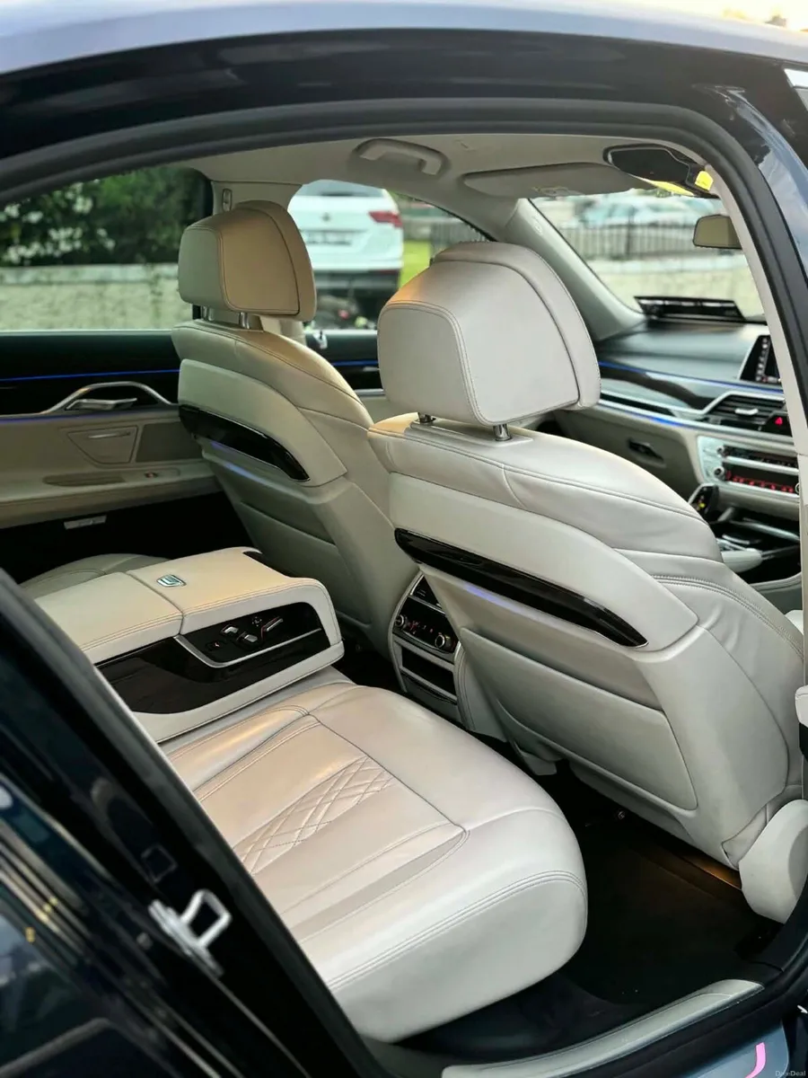 BMW 730D Luxury - Image 4