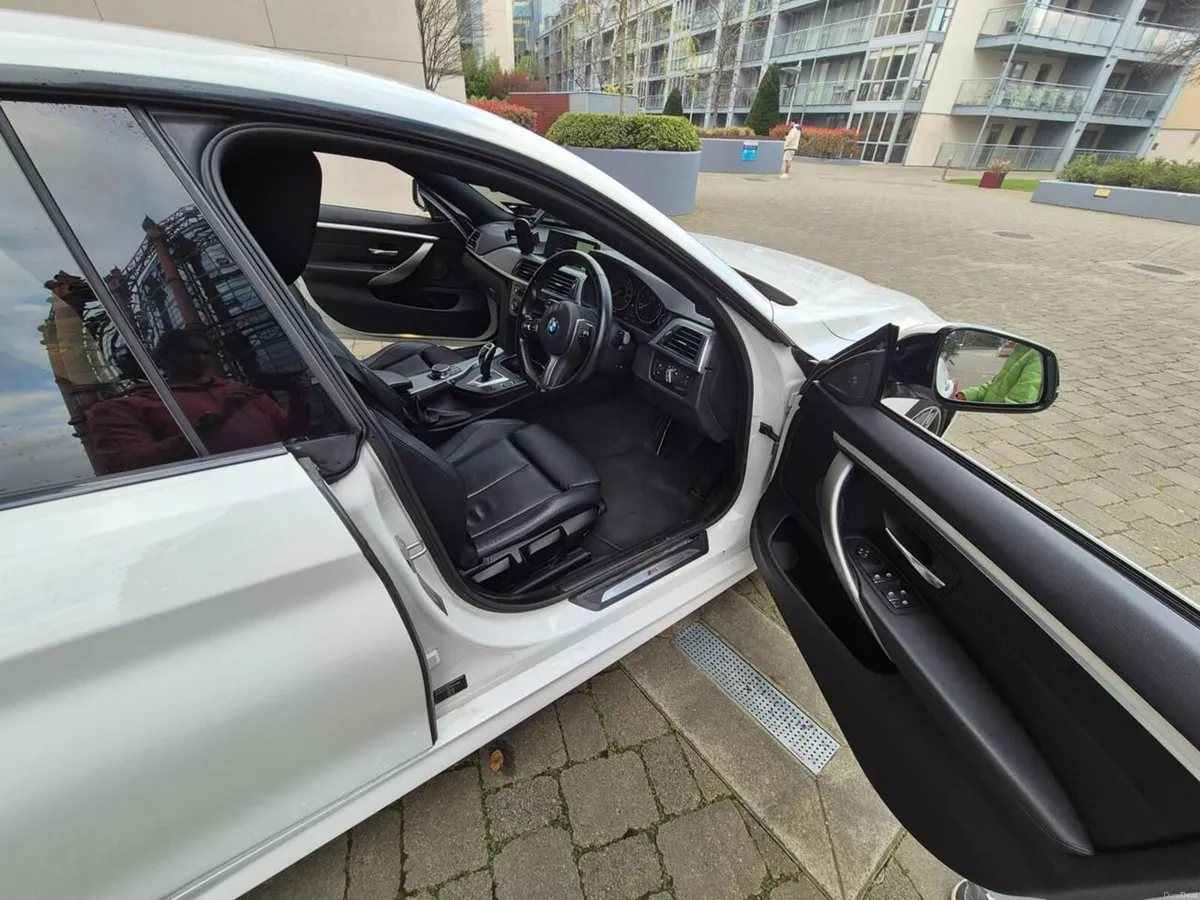 BMW 4-Series 2018 - Image 1