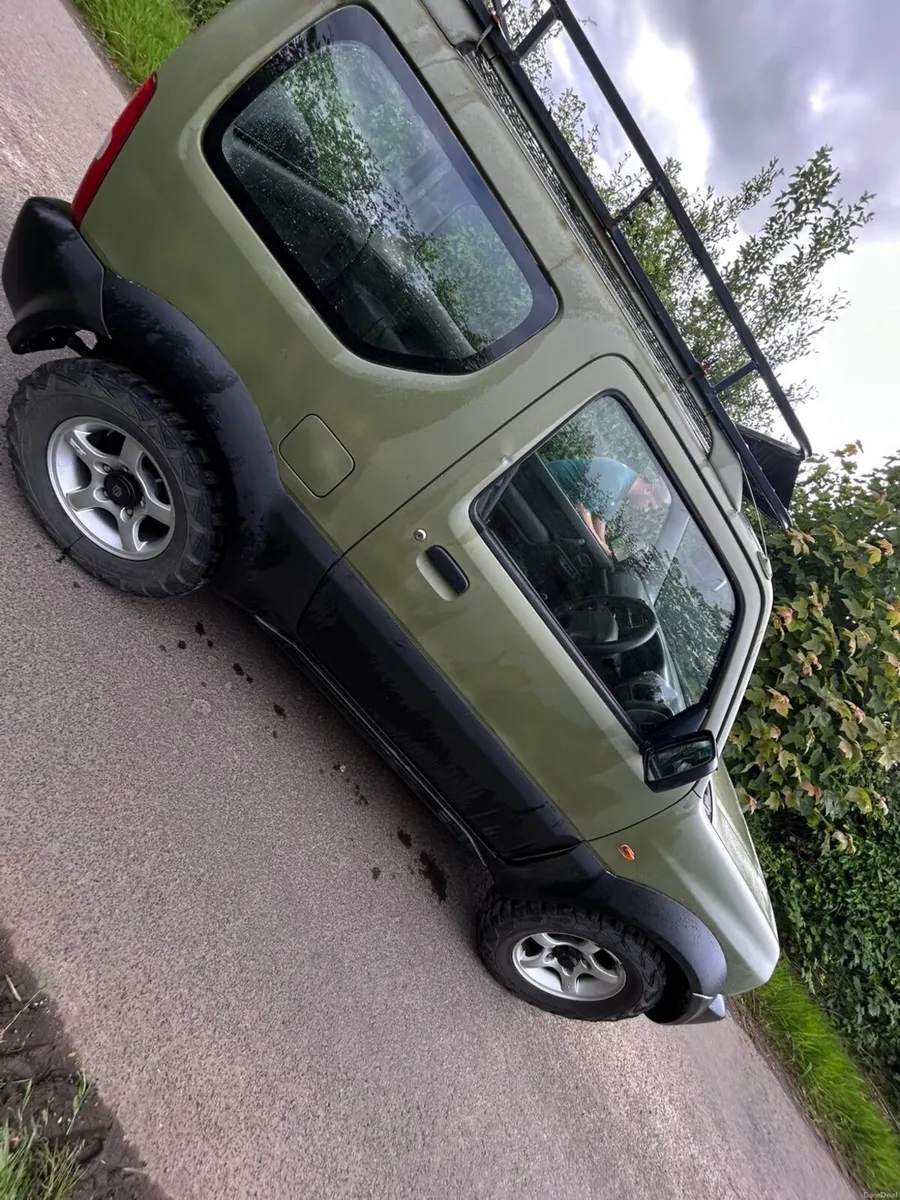 Suzuki Jimny 2000 - Image 4