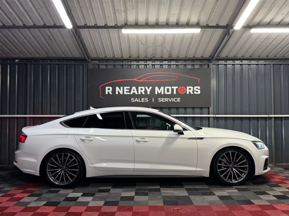 2017 Audi A5 2.0TDI 190HP Multitronic S-Line - Image 4