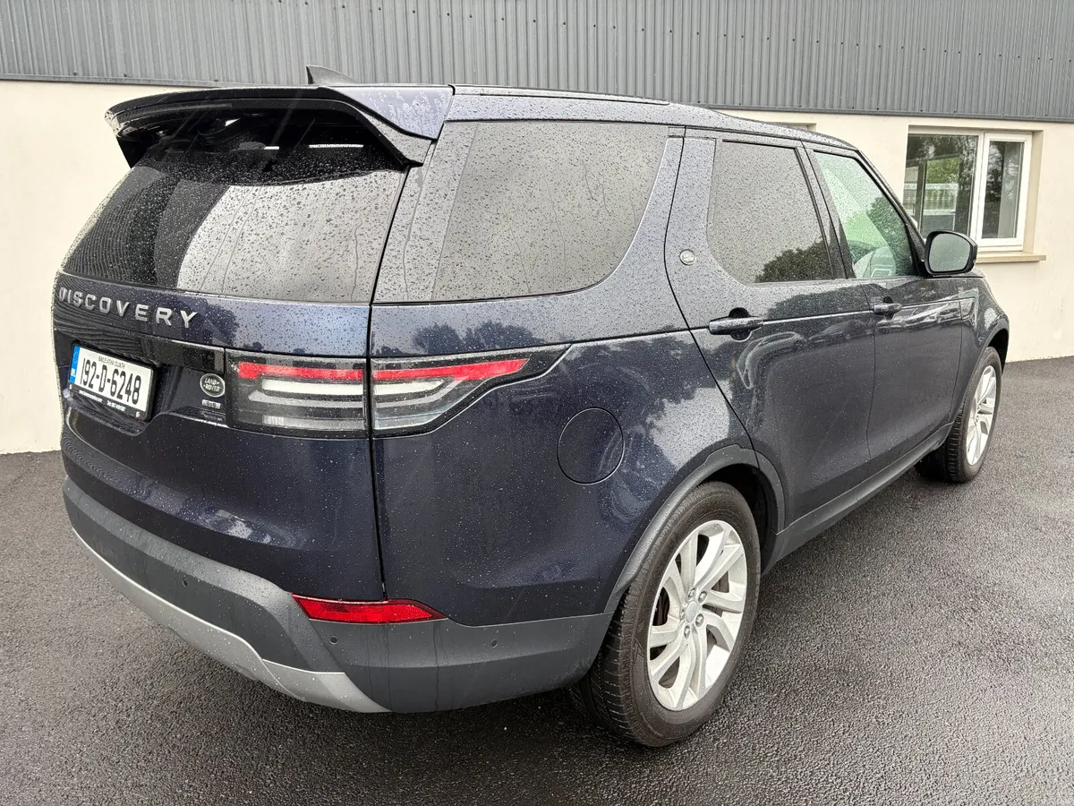 192 Land Rover Discovery 3.0 SDV6 SE 306PS Comm - Image 4
