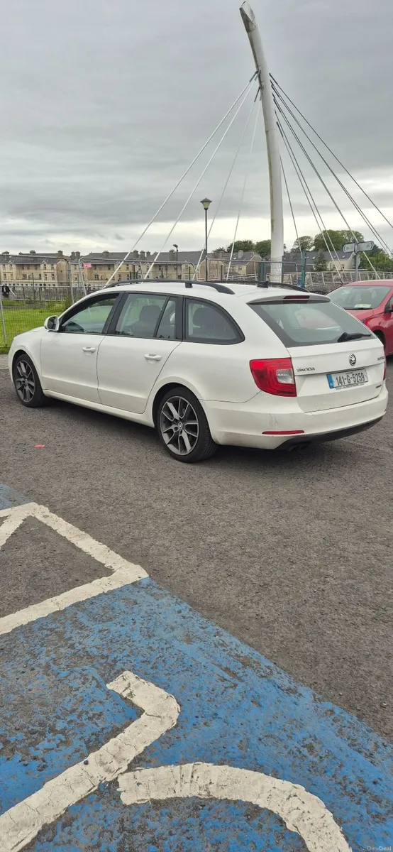 Skoda Superb 2014 - Image 3