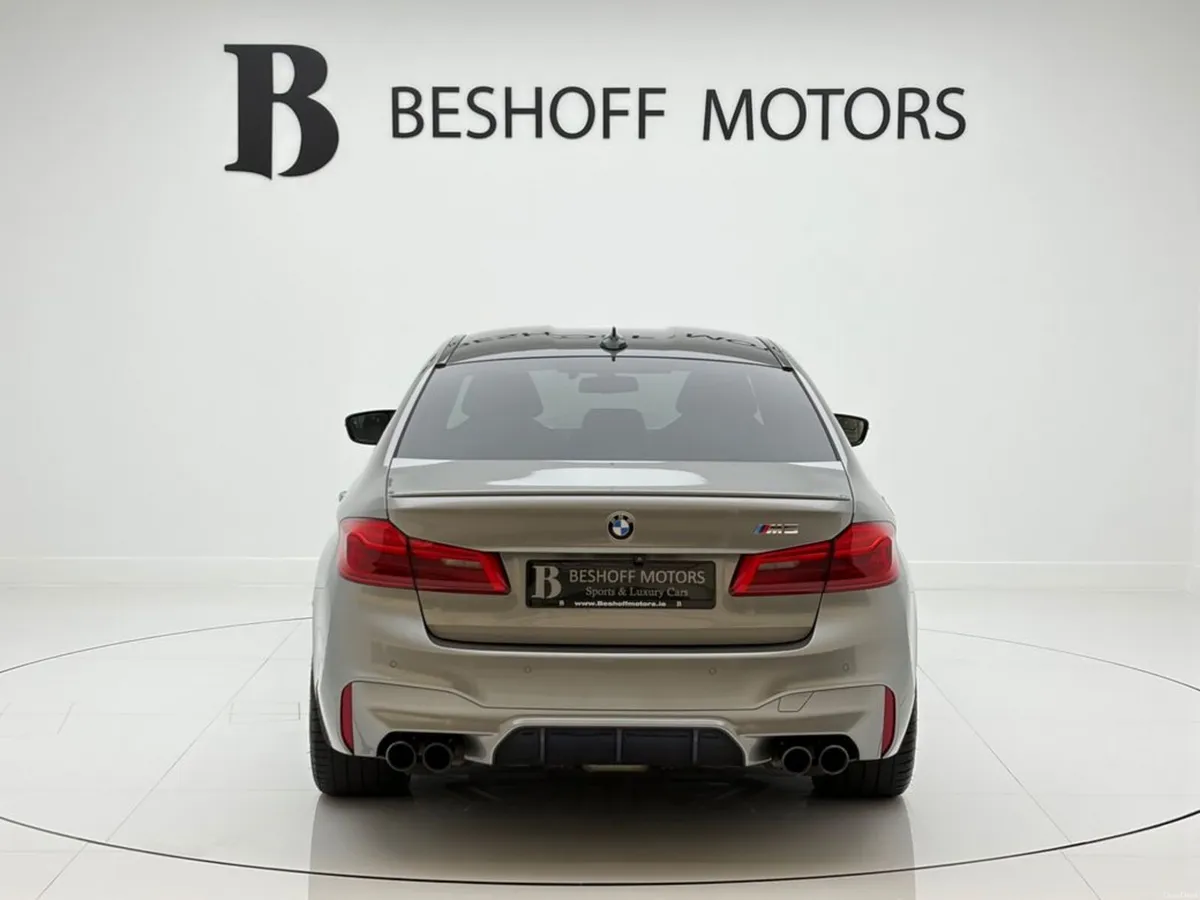 BMW M5 4.4 V8 STEPTRONIC X-DRIVE=HUGE SPEC//LOW MI - Image 4