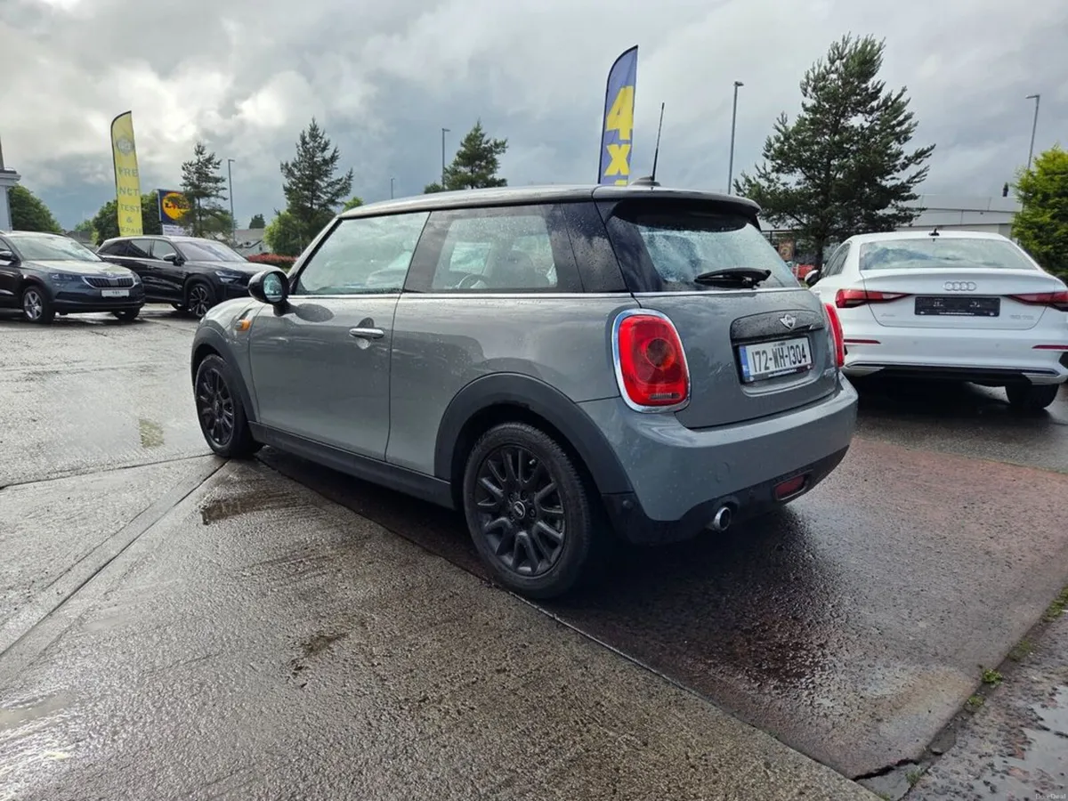 Mini Cooper 1.5 D 3DR - Image 4