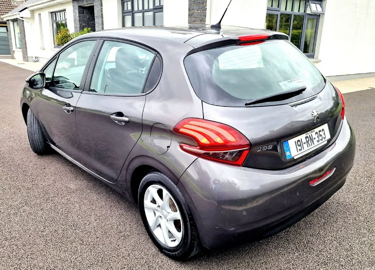 Peugeot 208 2019 - Image 3
