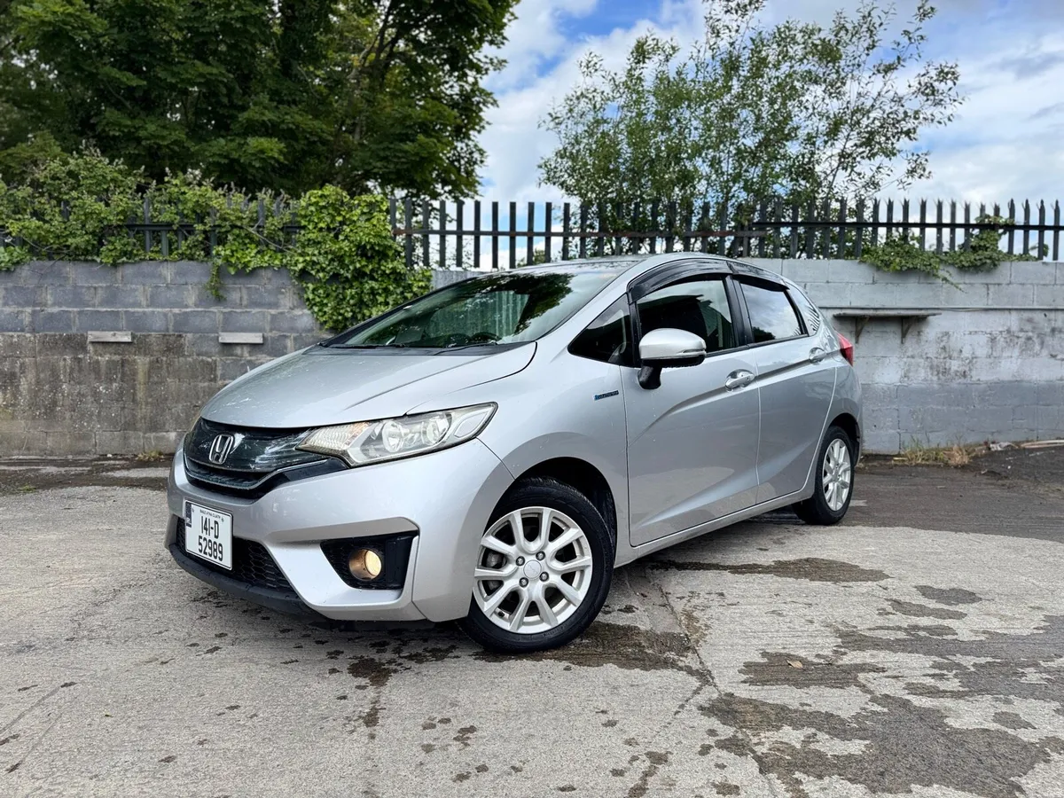2014 HONDA FIT. NEW NCT. SPOTLESS. AUTO 1.5L - Image 3