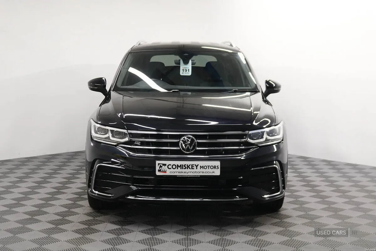 Volkswagen Tiguan Allspace TDI R-Line - Image 2