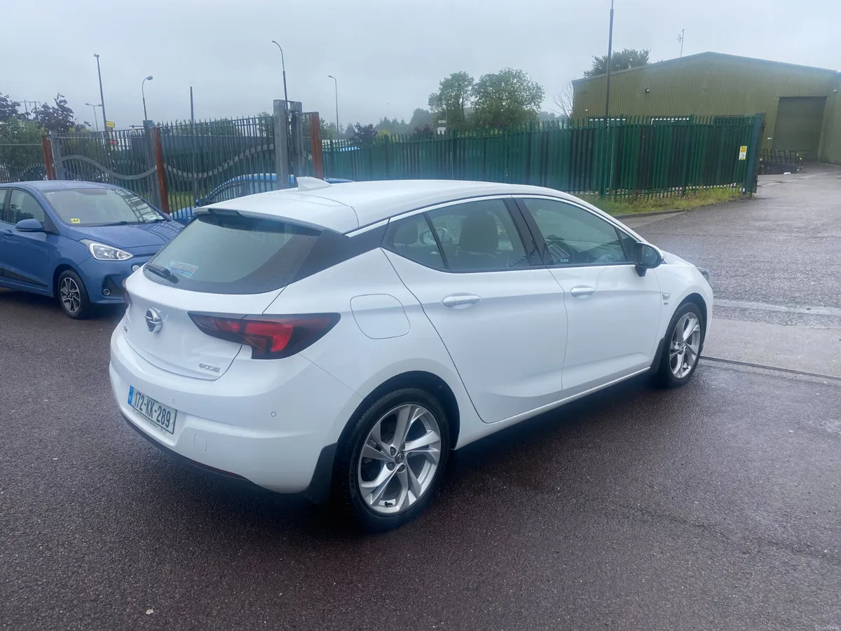 Opel Astra 2017 LOW MILAGE CAR - Image 4