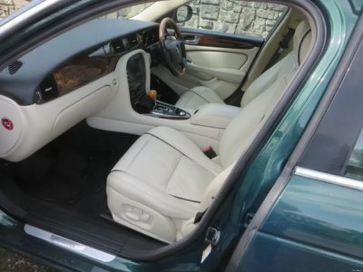 Jaguar XJ 2005 Sovereign - Image 2