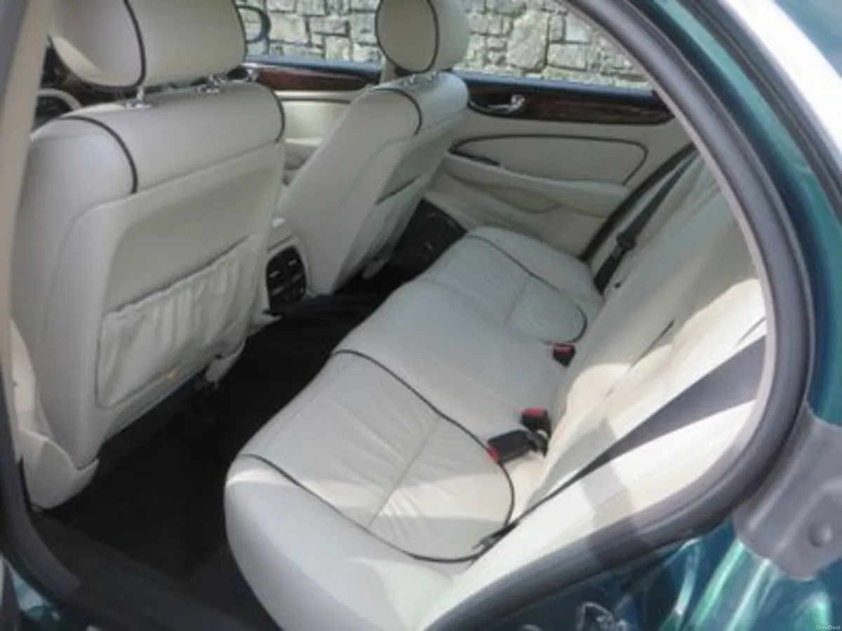 Jaguar XJ 2005 Sovereign - Image 3