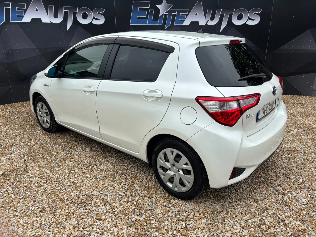 2017 Toyota Vitz Self Charging Hybrid - Image 4