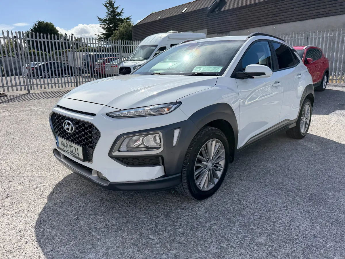 2019 (191) Hyundai Kona Executve 2 Seater Commerci - Image 3