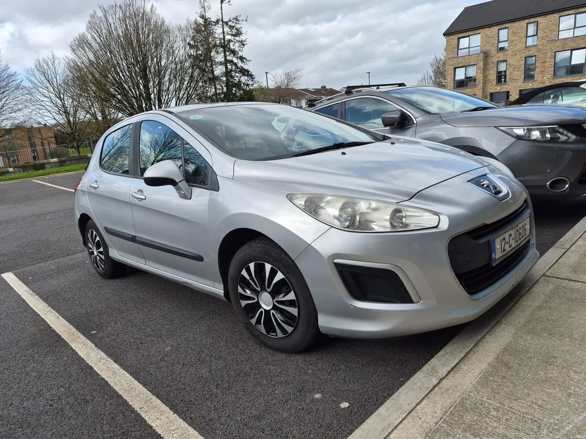 Peugeot 308 2012 - Image 1