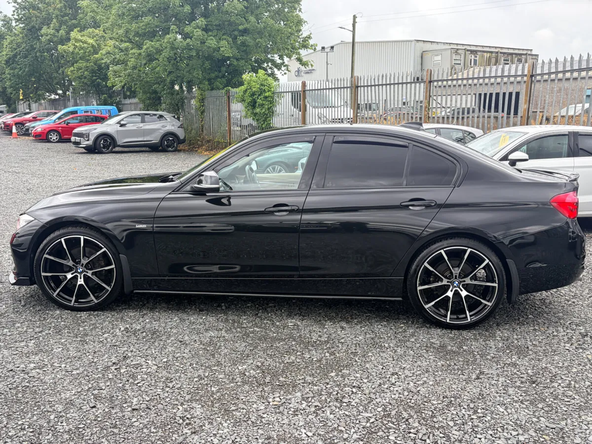 2017 BMW 320D LUXURY AUTO FULLY LOADED WITH EXTRAS - Image 6