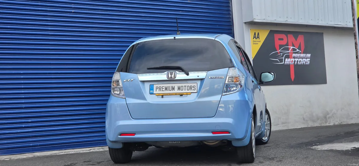 Honda Fit Hybrid - Image 3