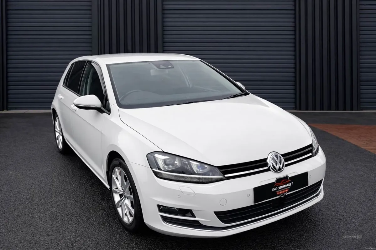 Volkswagen Golf 1.2 TSI Bluemotion Auto 5DR - Image 1