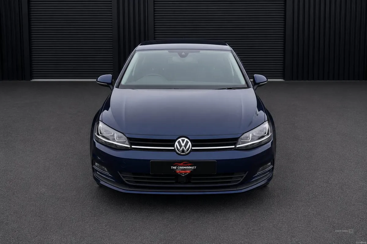 Volkswagen Golf 1.2 TSI Bluemotion Auto 5DR - Image 2