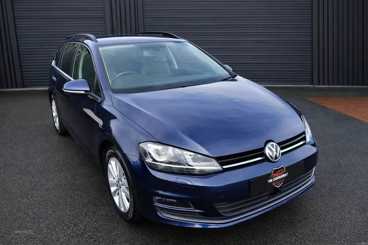 Volkswagen Golf 1.2 TSI Bluemotion Auto 5DR - Image 1