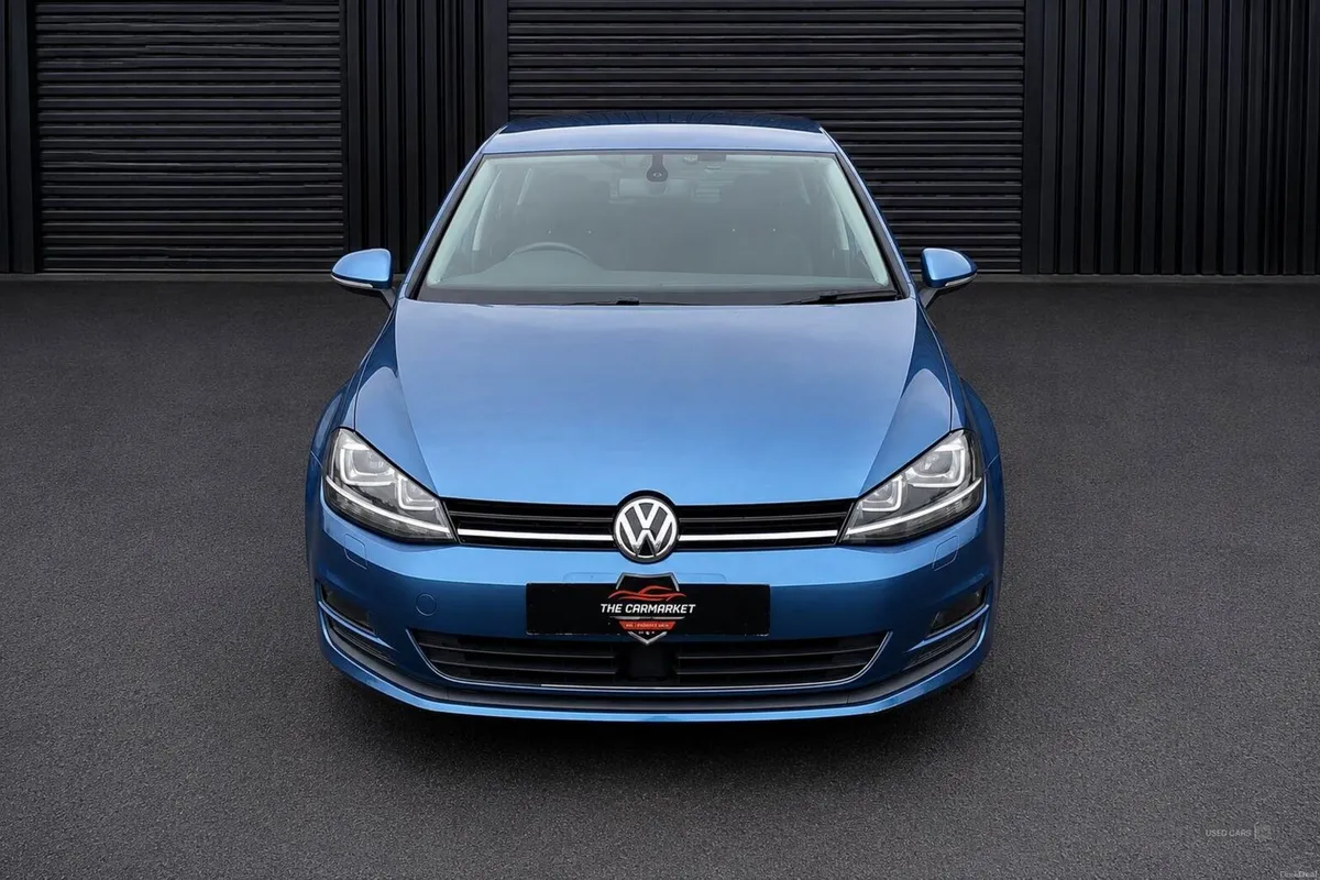 Volkswagen Golf 1.2 TSI Bluemotion Auto 5DR - Image 2