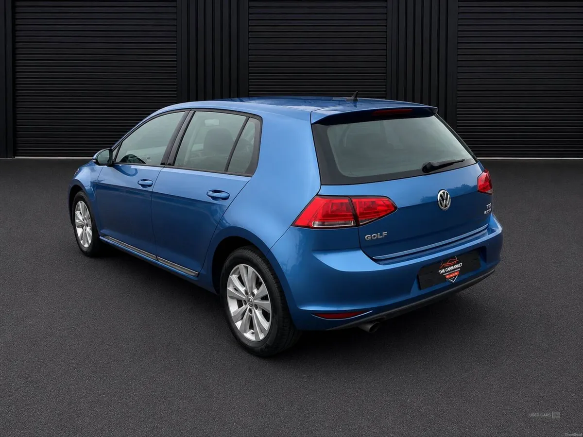 Volkswagen Golf 1.2 TSI Bluemotion Auto 5DR - Image 5