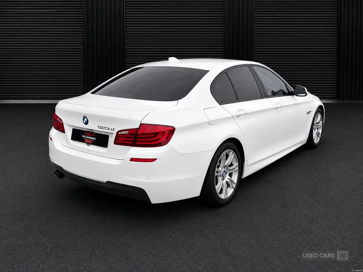 BMW 5-Series 2.0 523d M Sport Auto Euro 6 (s/s) 4D - Image 5