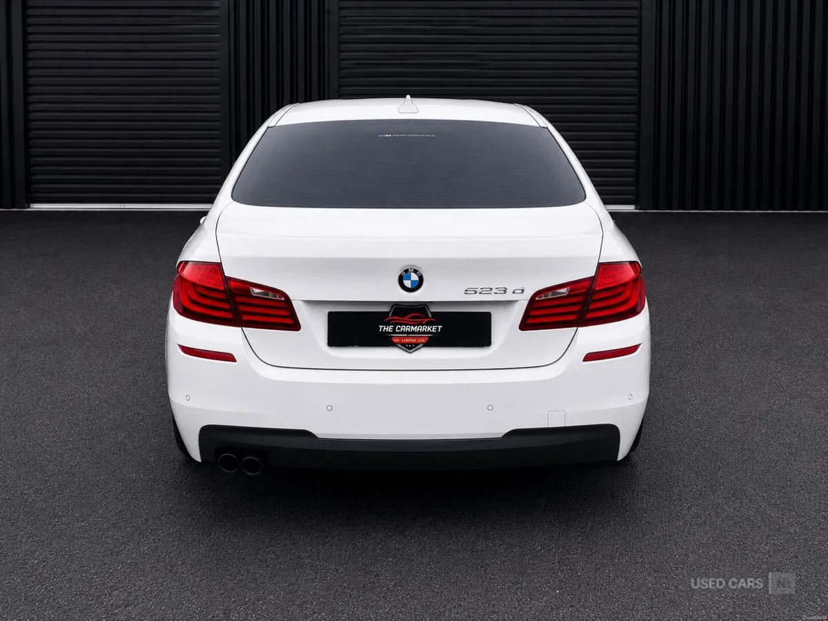 BMW 5-Series 2.0 523d M Sport Auto Euro 6 (s/s) 4D - Image 6